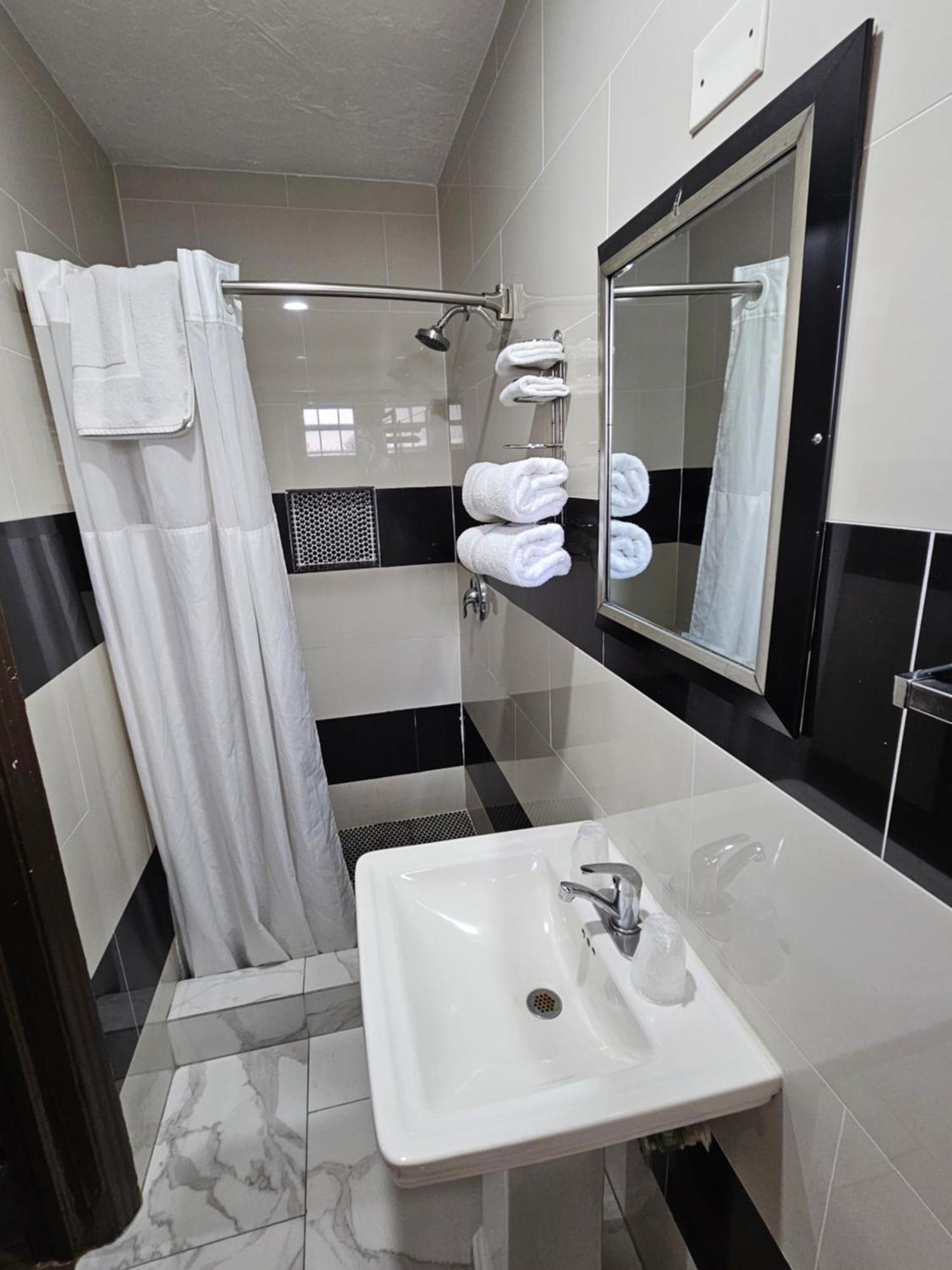 Deluxe Inn - Sarasota South Bradenton Ngoại thất bức ảnh