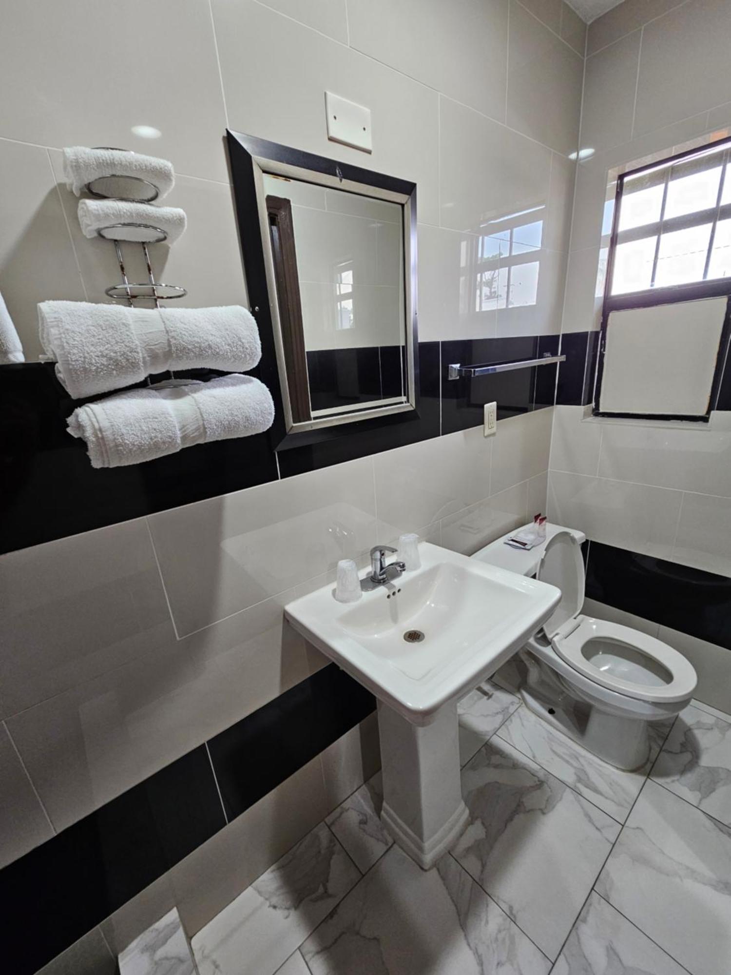Deluxe Inn - Sarasota South Bradenton Ngoại thất bức ảnh